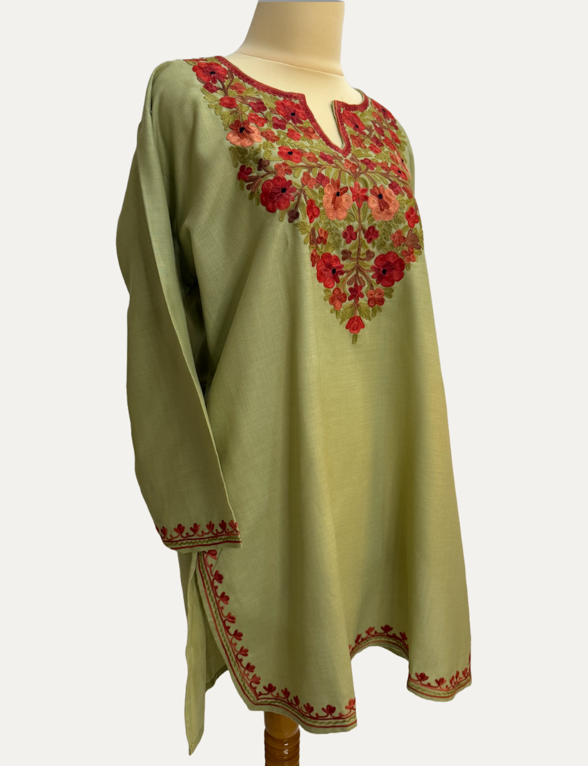 Kurti Short 46 (011)