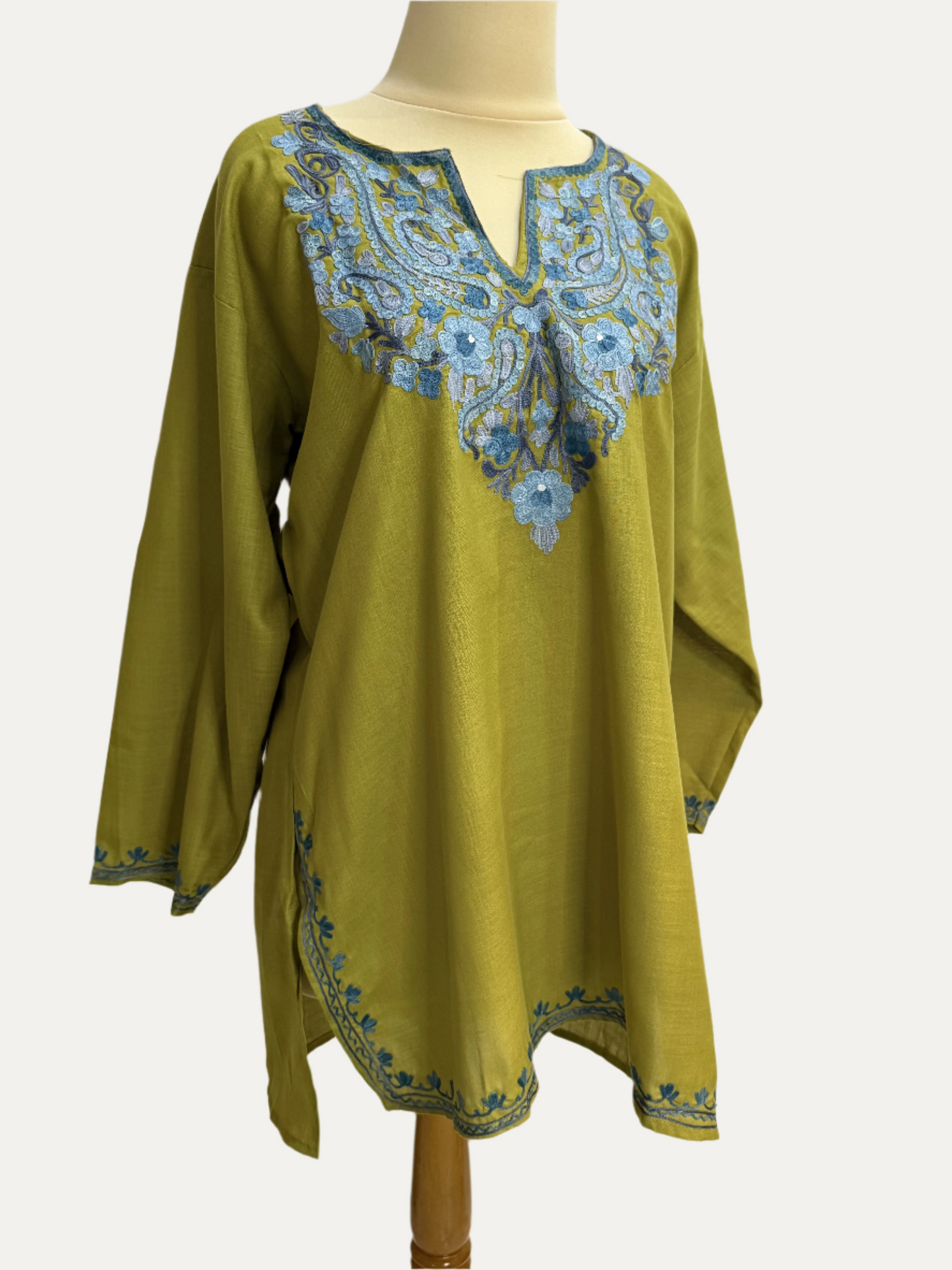 Kurti Short 44 (016)