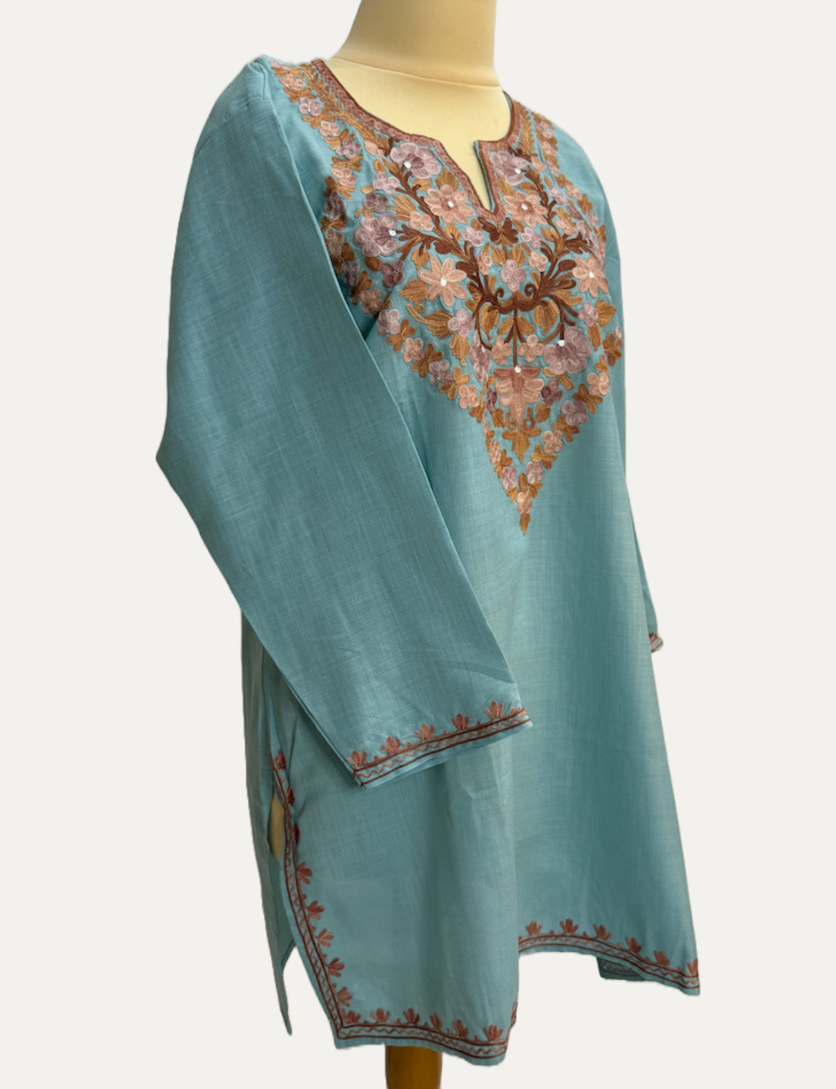 Kurti Short 46 (010)