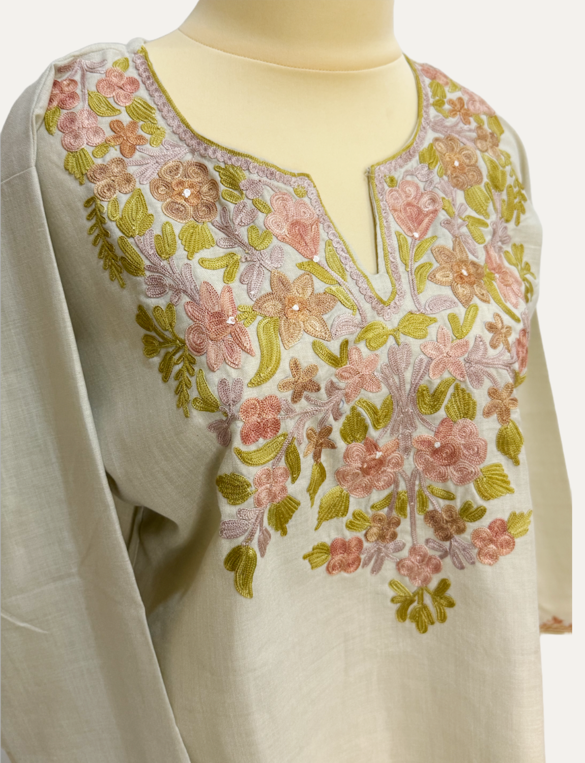 Kurti Short 42 (020)