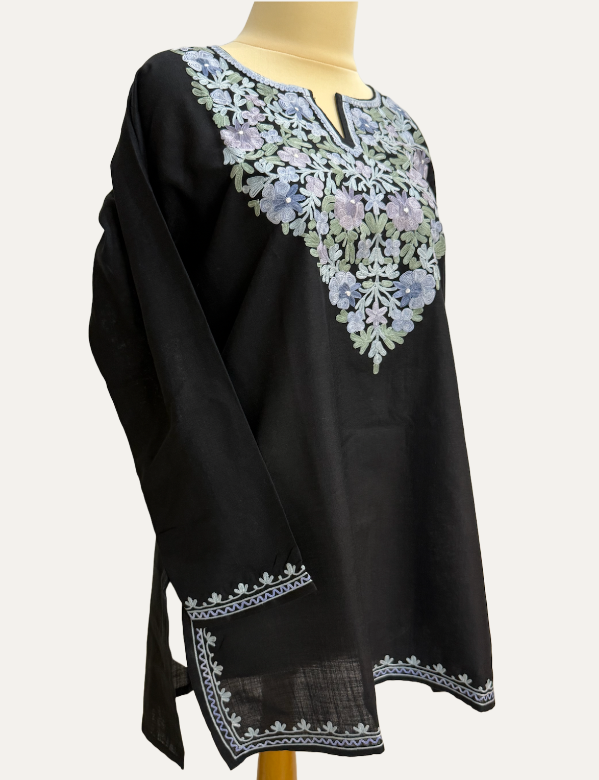 Kurti Short 42 (022)