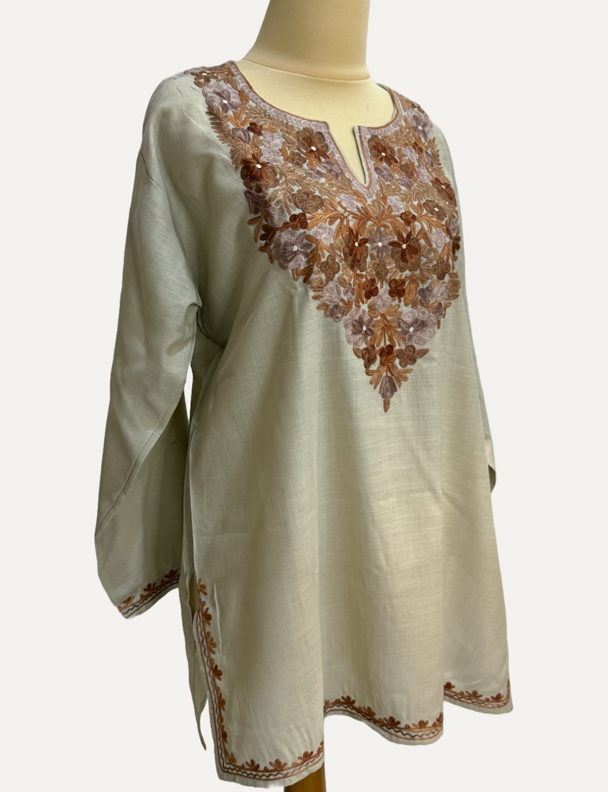 Kurti Short 42 (023)