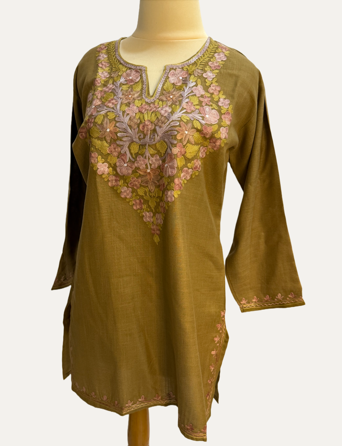 Kurti Short 42 (028)