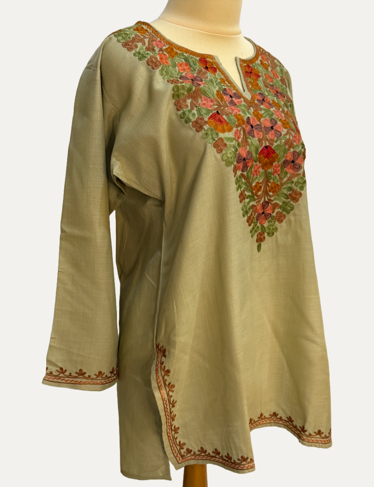 Kurti Short 42 (030)