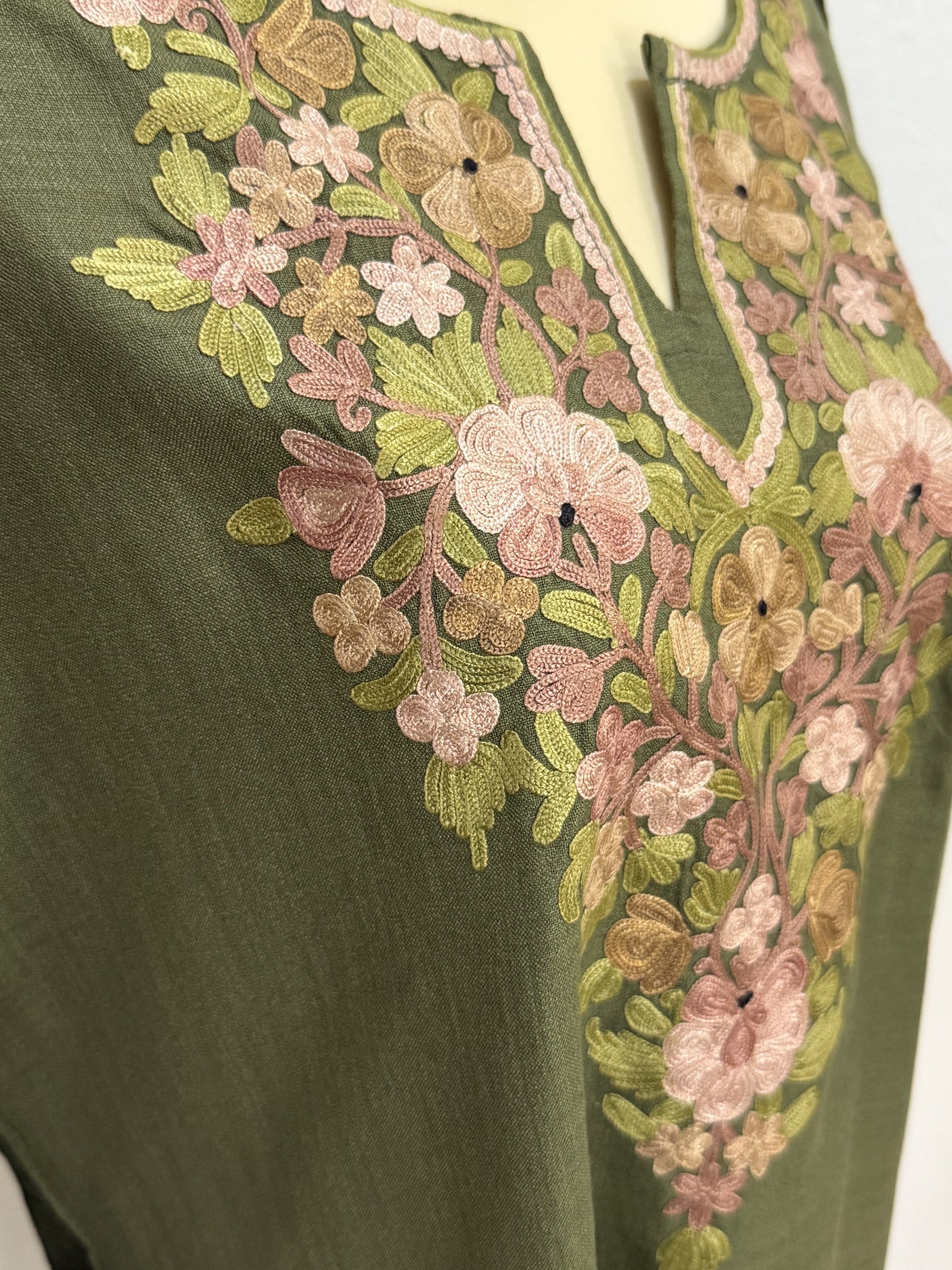 Kurti Short 42 (019)