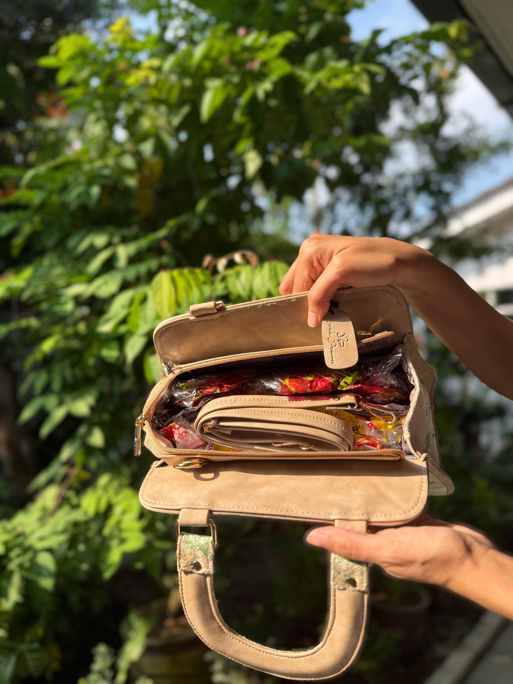 Floral Kashmiri Handbag