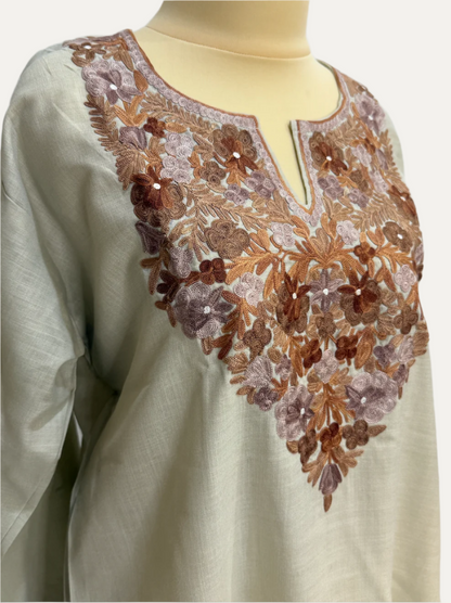 Kurti Short 42 (023)