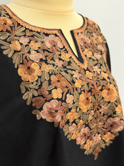 Kurti Short 42 (024)