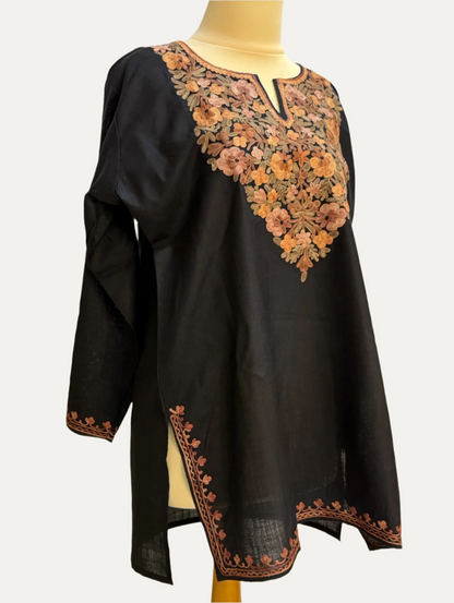 Kurti Short 42 (024)