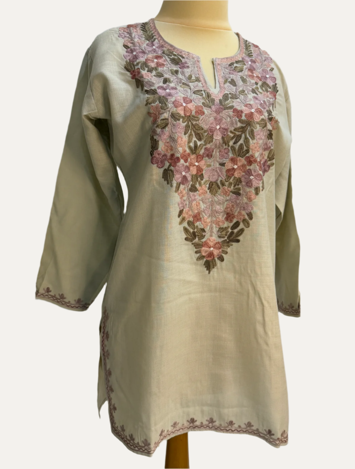 Kurti Short 40 (042)