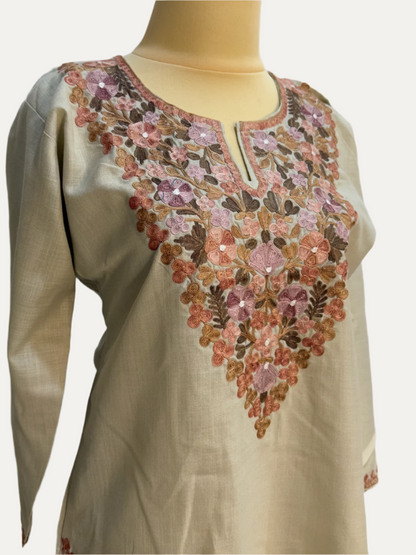 Kurti Short 40 (042)