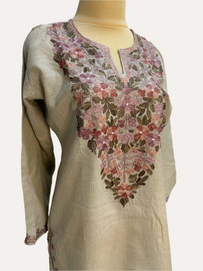 Kurti Short 40 (043)