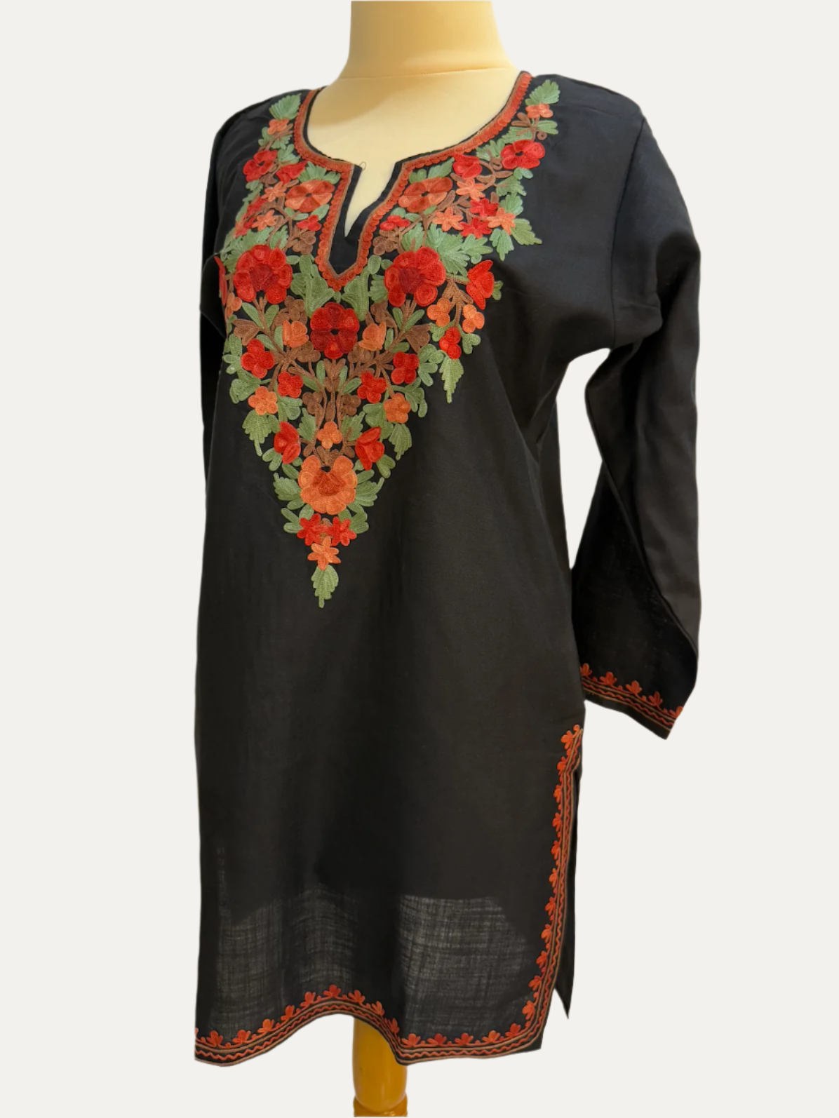 Kurti Short 38 (047)