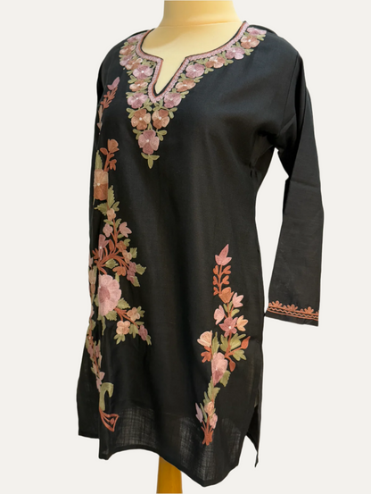 Kurti Short 38 (050)